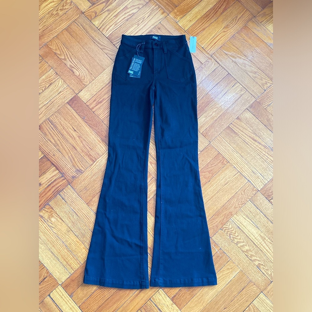 NWT PAIGE Genevieve Patch Pocket Flare Jeans in Black Shadow